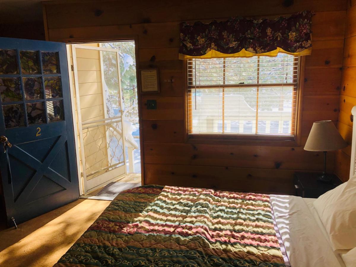 Mountain View Cabins Wrightwood Bagian luar foto