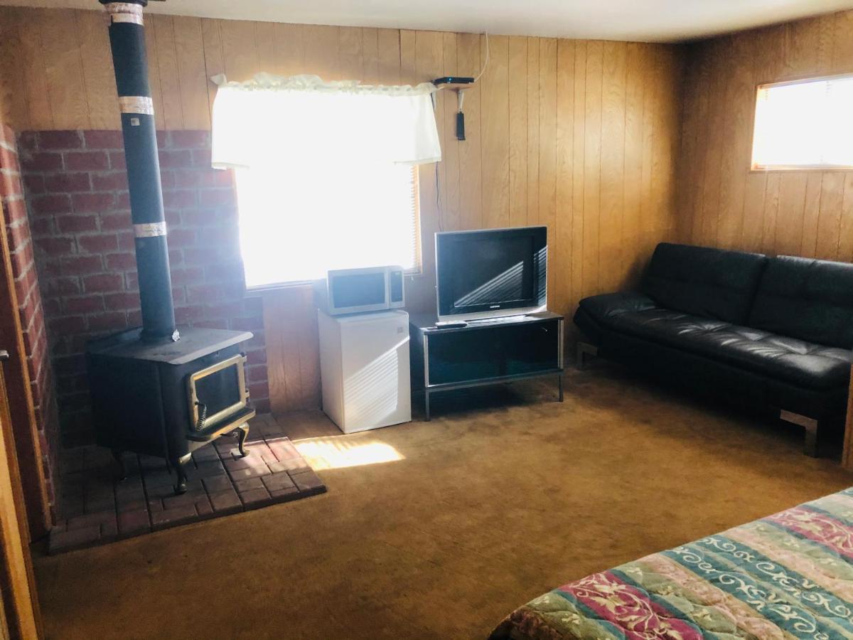 Mountain View Cabins Wrightwood Bagian luar foto