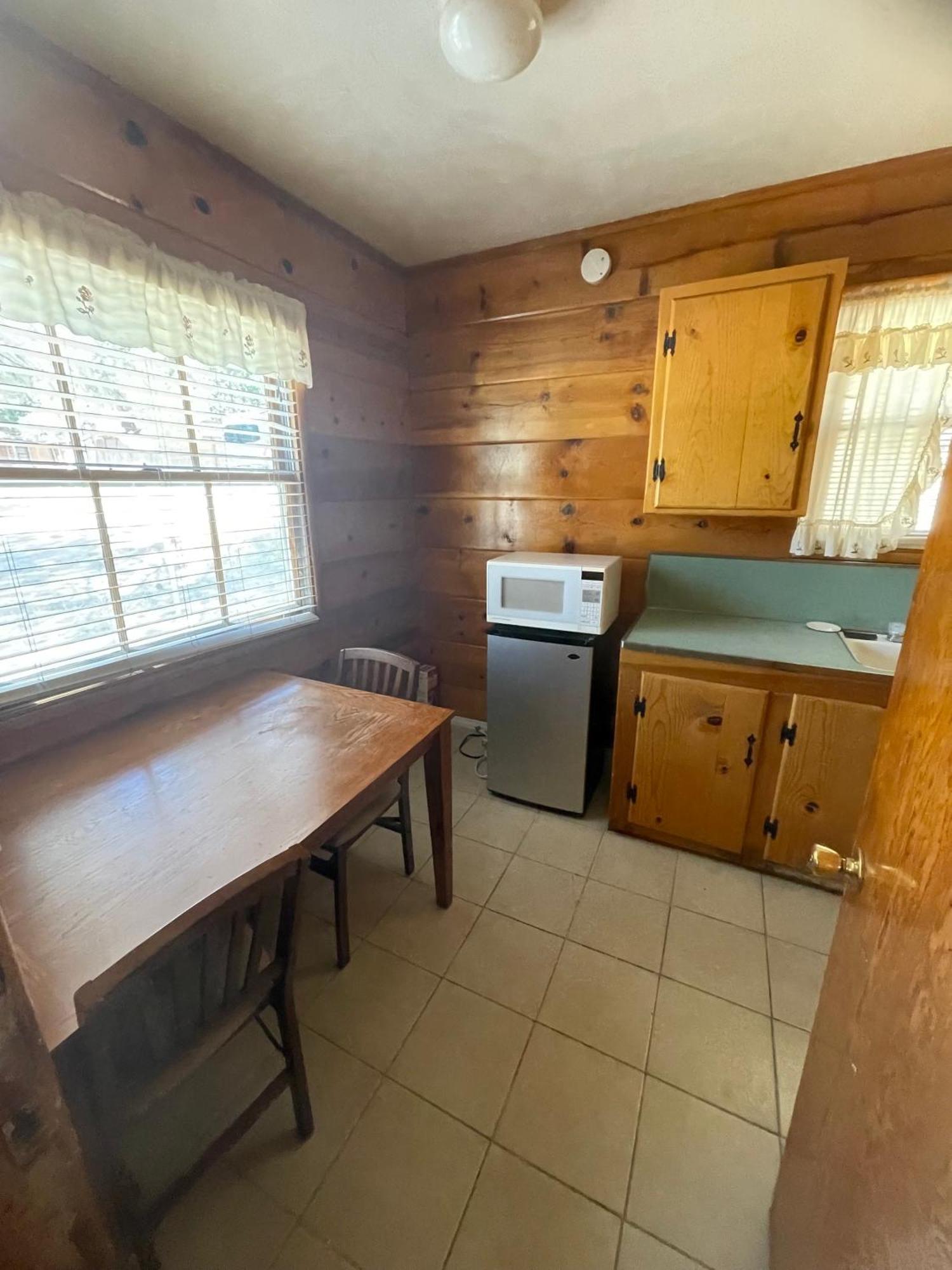 Mountain View Cabins Wrightwood Bagian luar foto